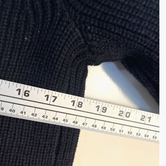 Banana Republic Women's Cropped Black Cardigan SZ M   NEW - Picture 6 of 7